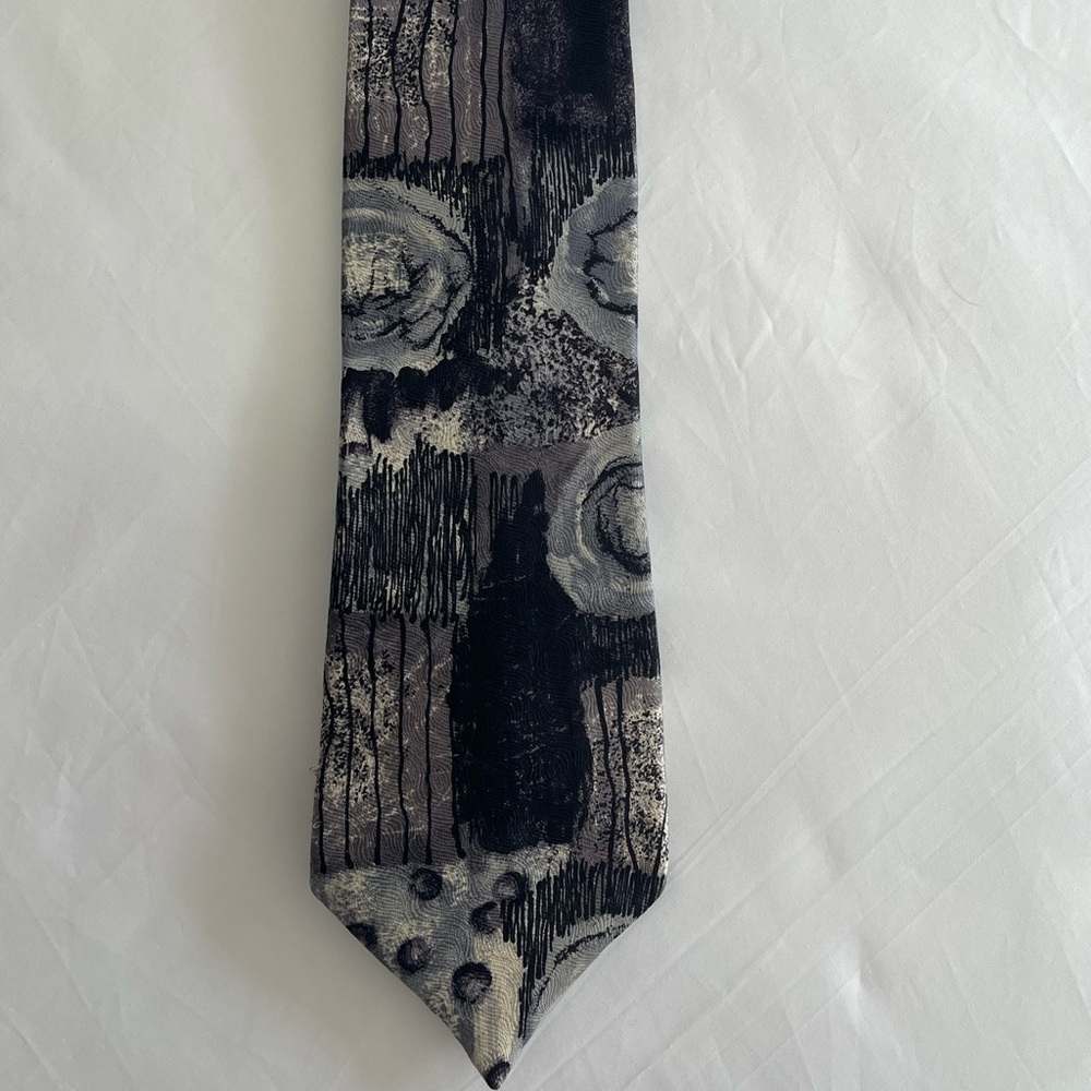 VINTAGE Guy Laroche Monsieur Silk Tie - Made in Canada - 90s Abstract